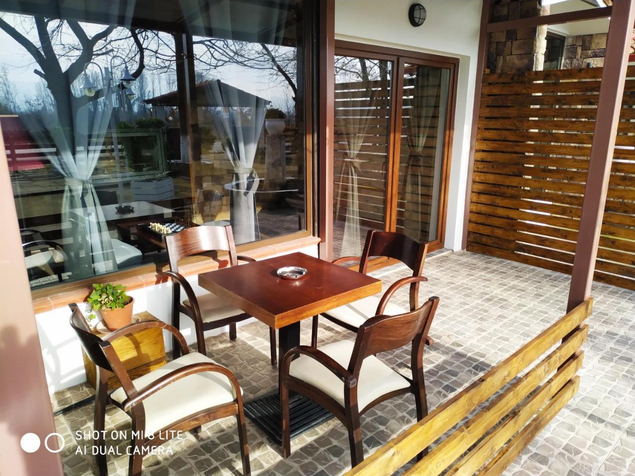 Oasi Hotel Loutraki  Exterior photo
